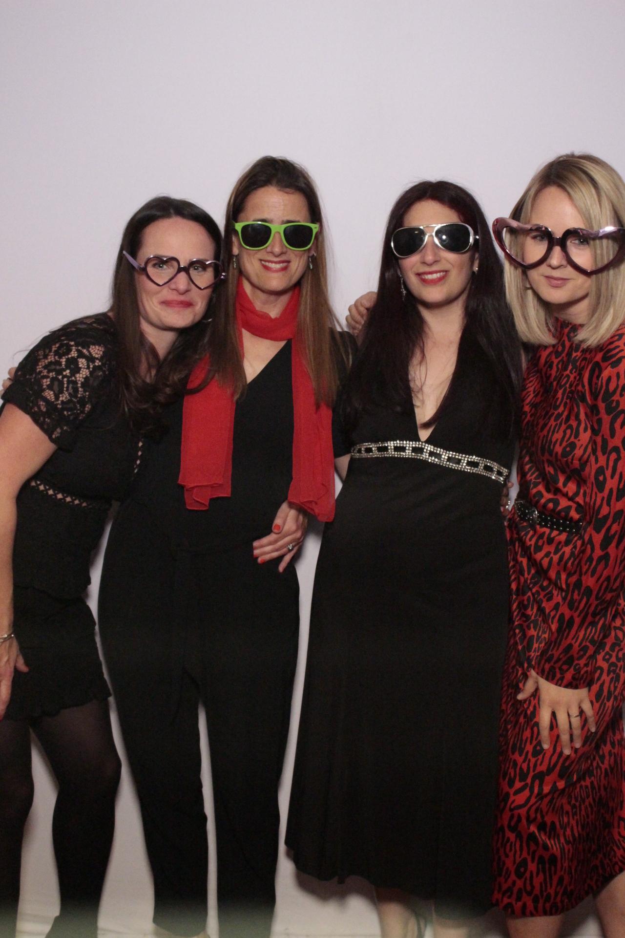 Danielle’s 40th birthday | View more photos from the event at gallery.myphotoboothexperience.co.uk/u/MyPhotoBoothExperienceLtd/Danielle’s-40th-birthday